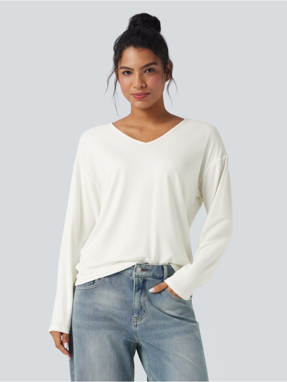 Halara V-Neck Long Sleeve Casual Top White Small NWT Soft Stretch Basic - Picture 2 of 7